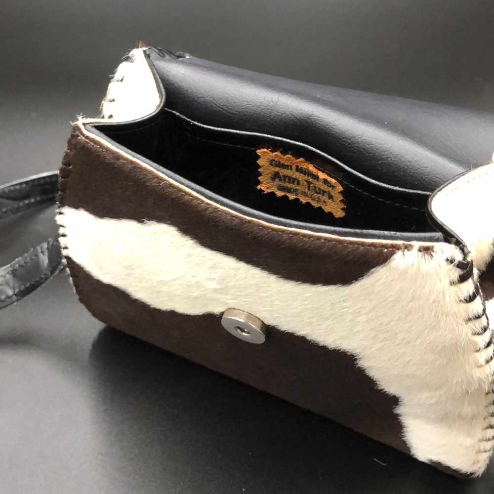 Handbag - Picture 3 of 3